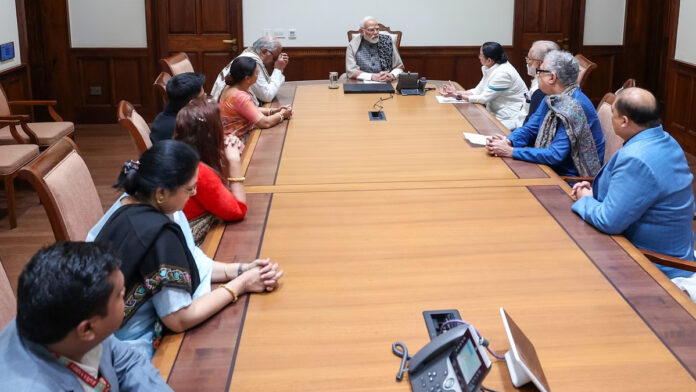 Mamata Banerjee Meets PM Modi